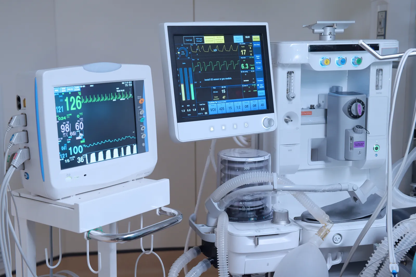 Low-Volume Manufacturing 5 medical devices